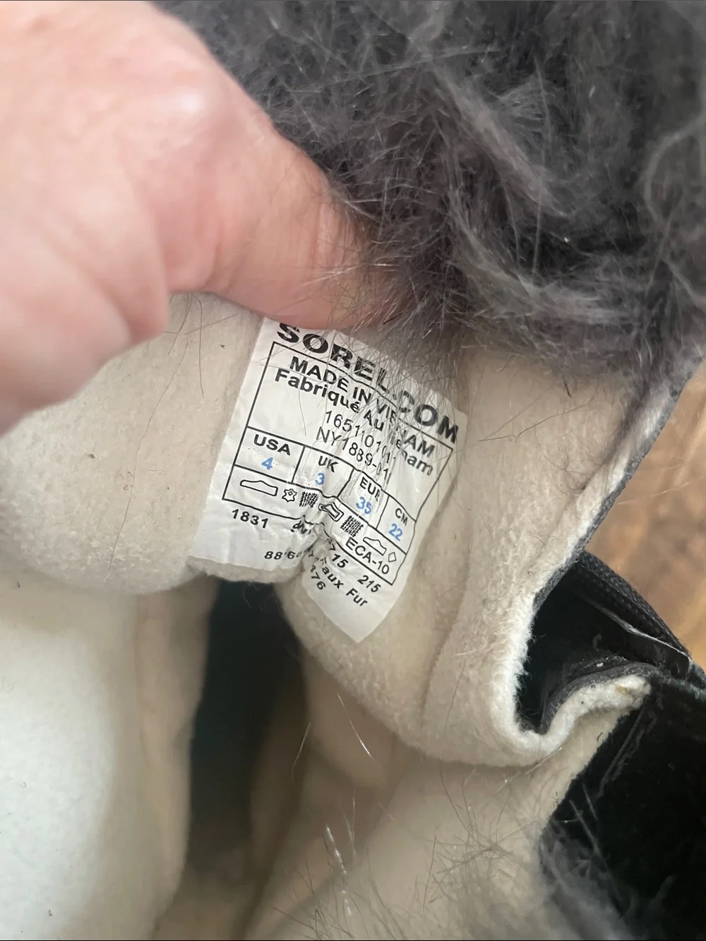 Sorel winter snow boots girl 4